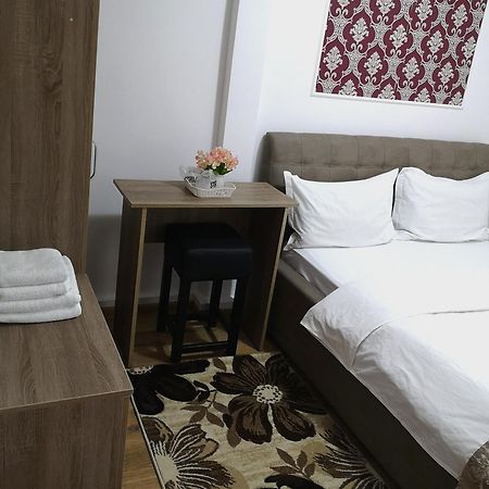 Casa Hortensia Tasnad Zewnętrze zdjęcie