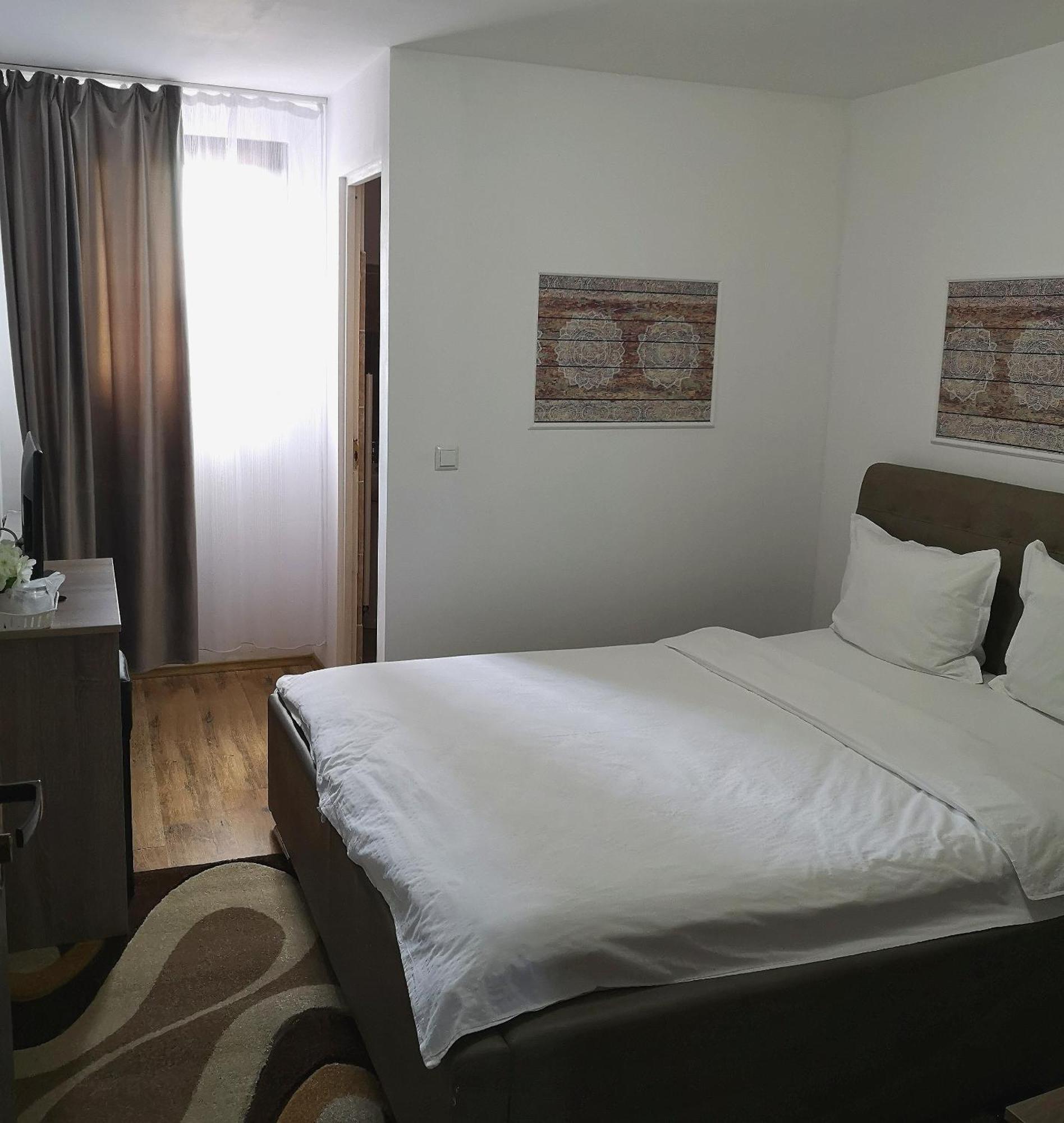 Casa Hortensia Tasnad Zewnętrze zdjęcie
